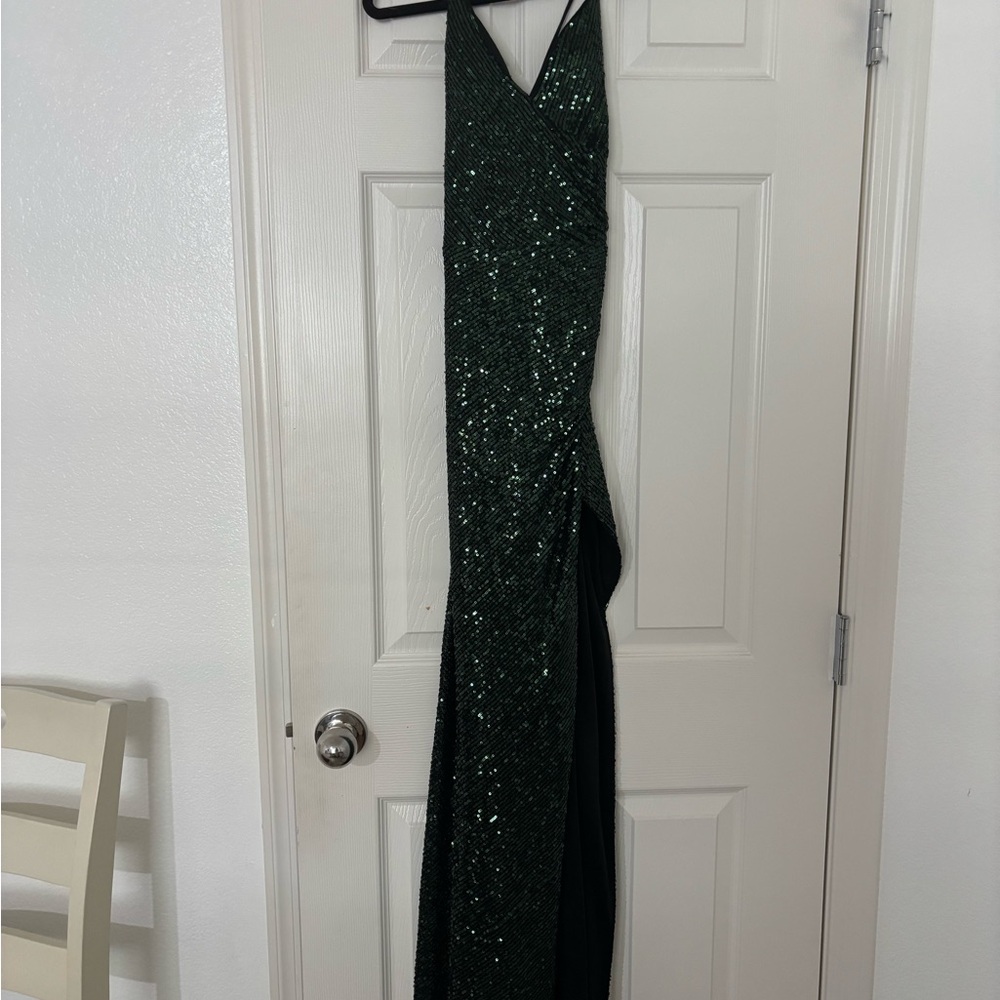 Elegant Green Sequin Dress